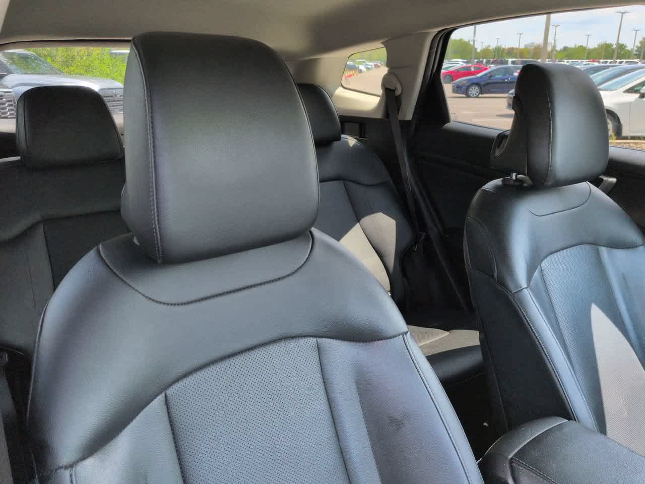 Used 2023 Kia Sportage EX FWD image 7