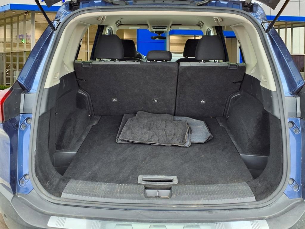 Used 2023 Nissan Rogue SV FWD image 24