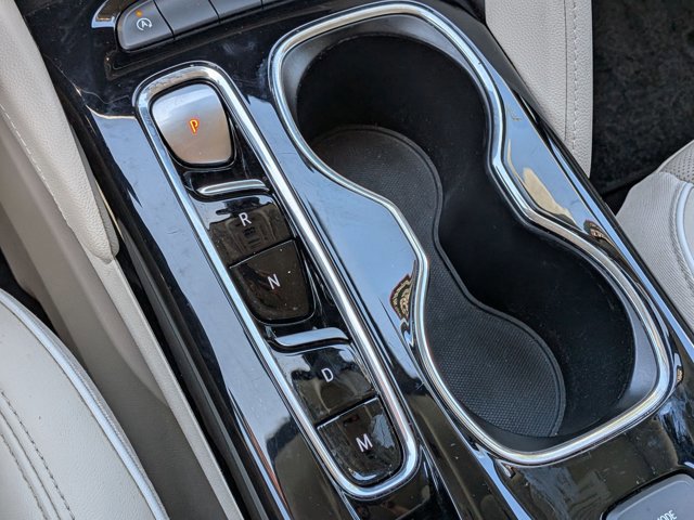 Used 2023 Buick Envision Avenir image 12