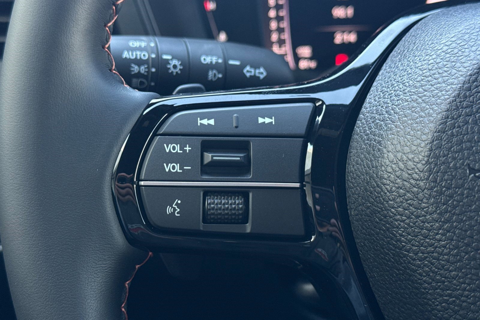 New 2026 Honda Pilot Sport image 16