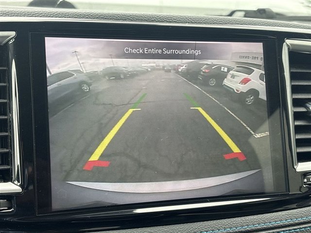 Used 2021 Chrysler Pacifica Touring-L AWD/4WD image 14