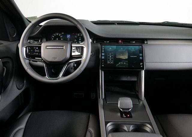 Certified 2025 Land Rover Discovery Sport Dynamic SE AWD/4WD image 11