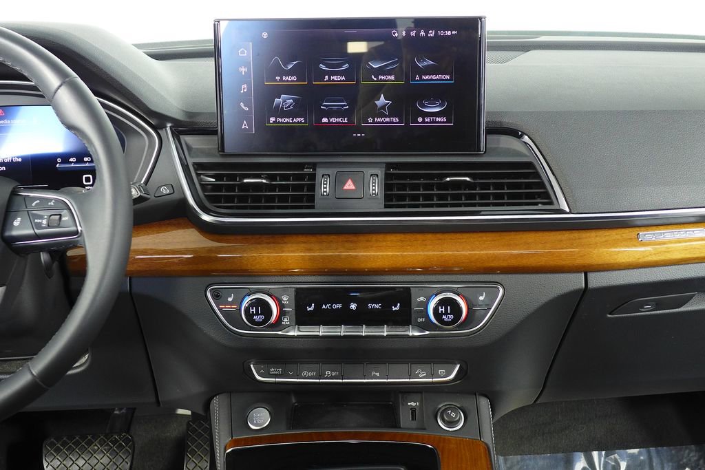 Used 2023 Audi Q5 2.0T Premium Plus w/ Premium Plus Package image 26