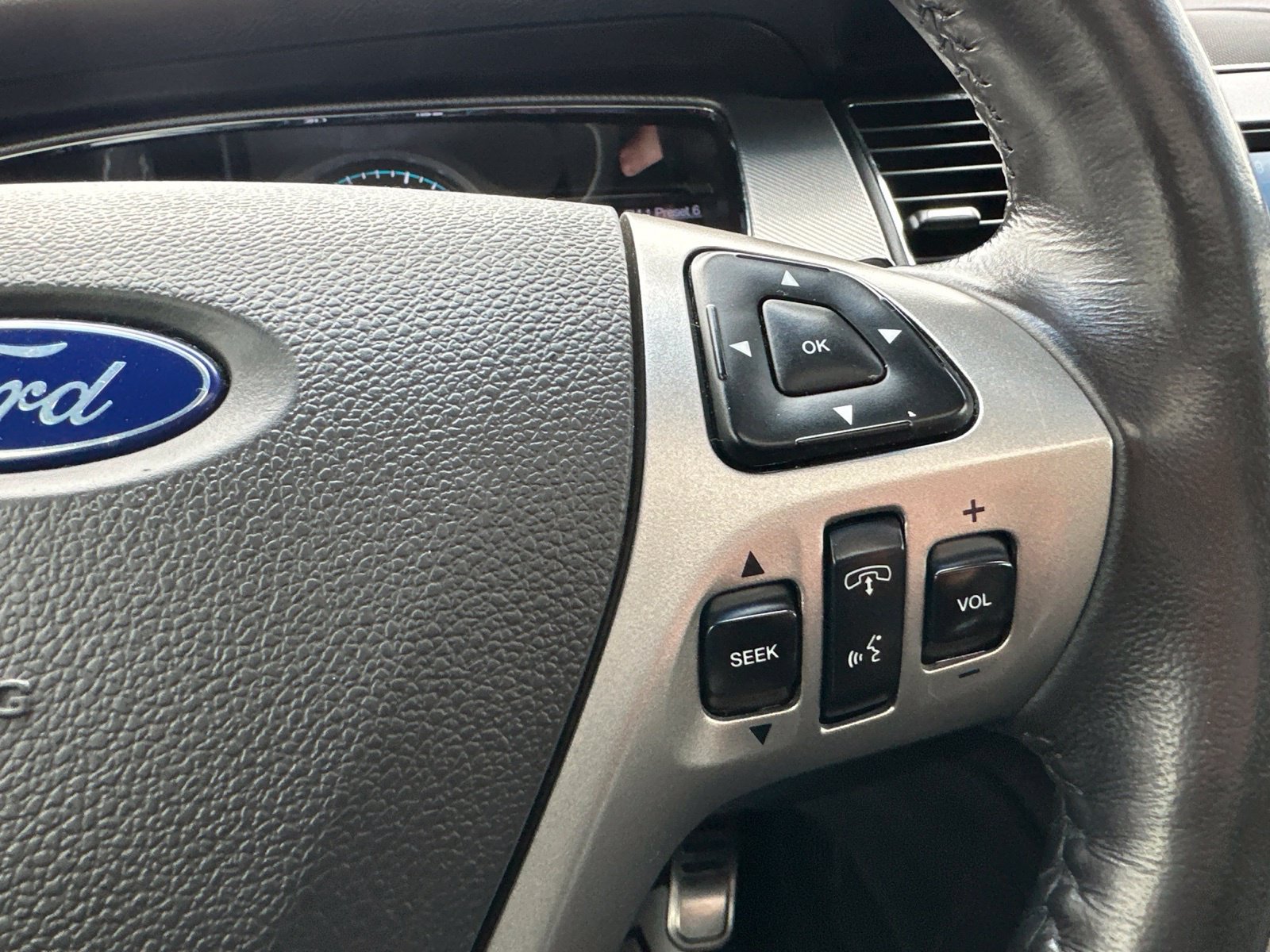 Used 2015 Ford Taurus SHO w/ Equipment Group 401A AWD/4WD image 47