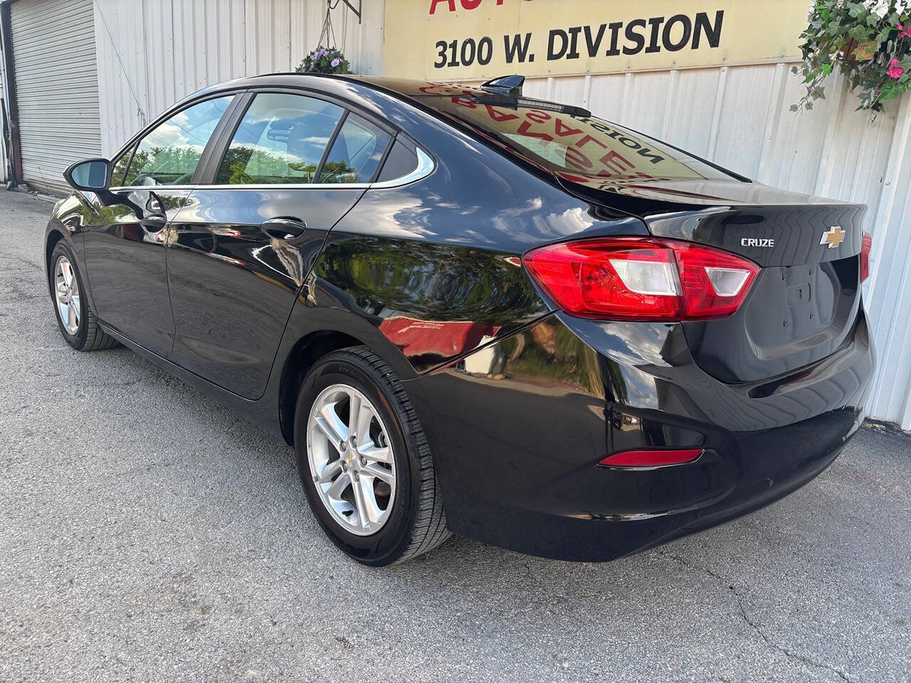 Used 2018 Chevrolet Cruze LT image 8