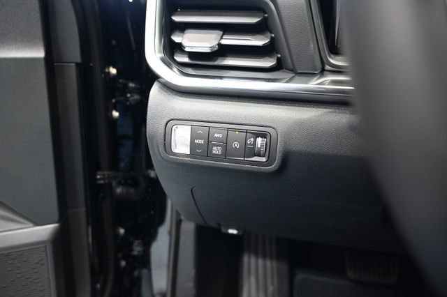 New 2026 GMC Terrain Elevation w/ Elevation Premium Package AWD/4WD image 24