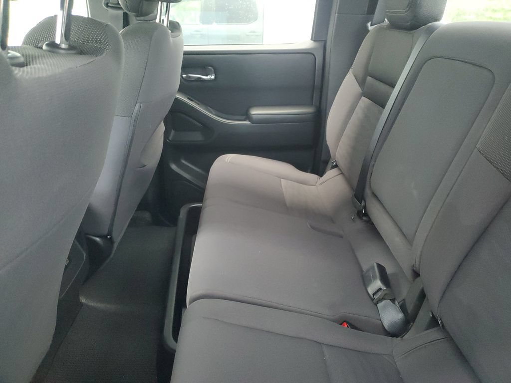 Certified 2023 Nissan Frontier SV w/ Midnight Edition Package AWD/4WD image 10