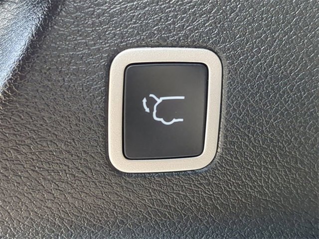 New 2026 Chrysler Voyager LX image 15