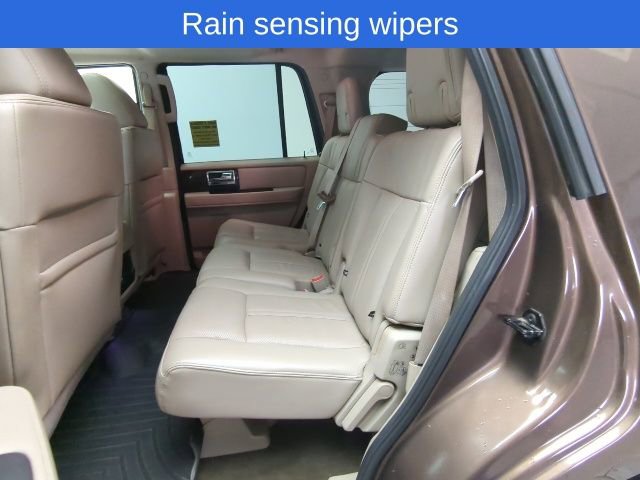 Used 2017 Lincoln Navigator Select AWD/4WD image 27