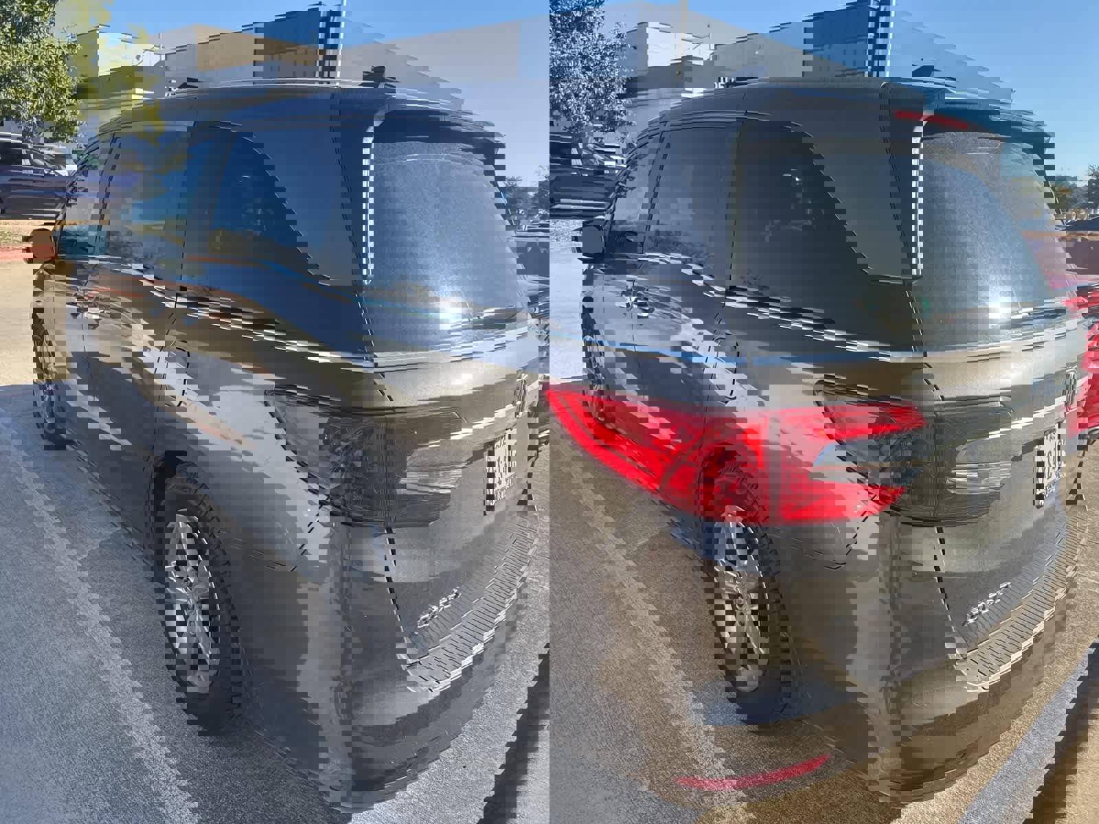 Used 2018 Honda Odyssey EX-L image 4