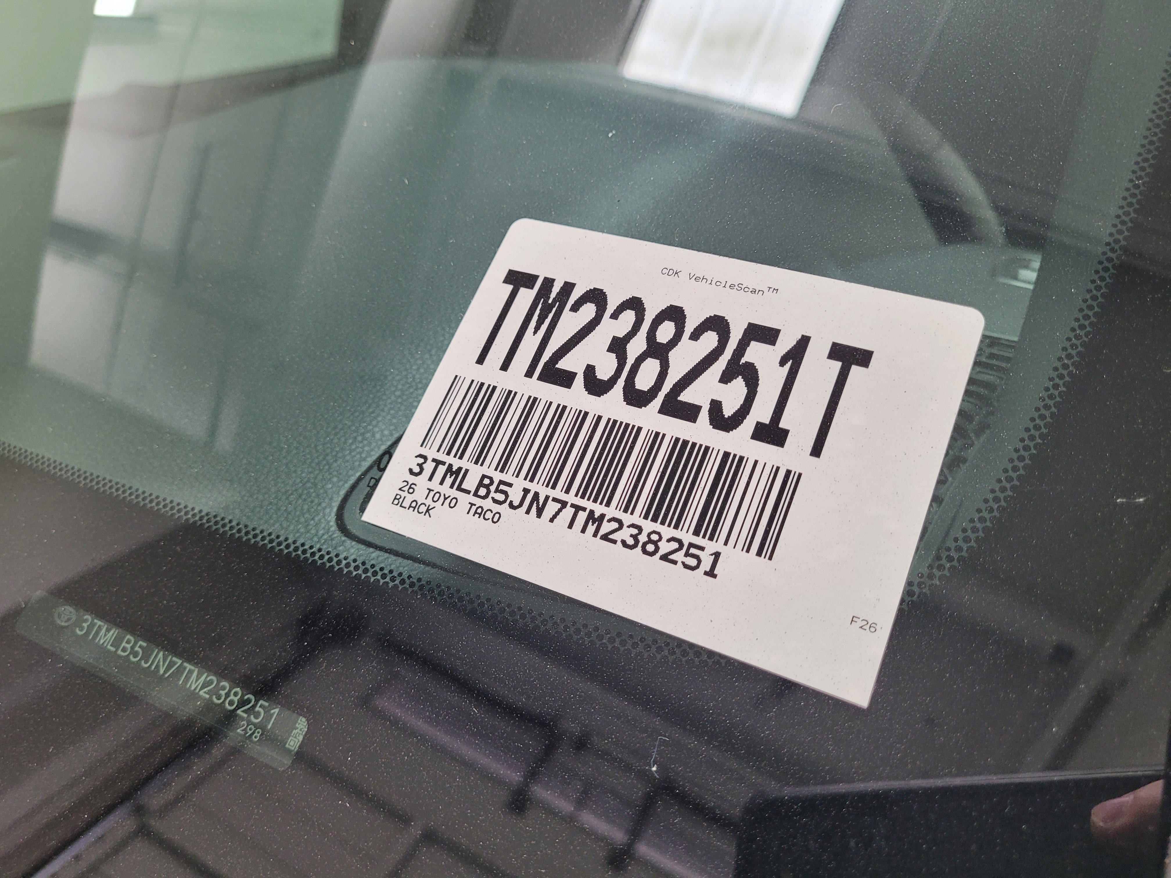 Certified 2026 Toyota Tacoma SR5 AWD/4WD image 34