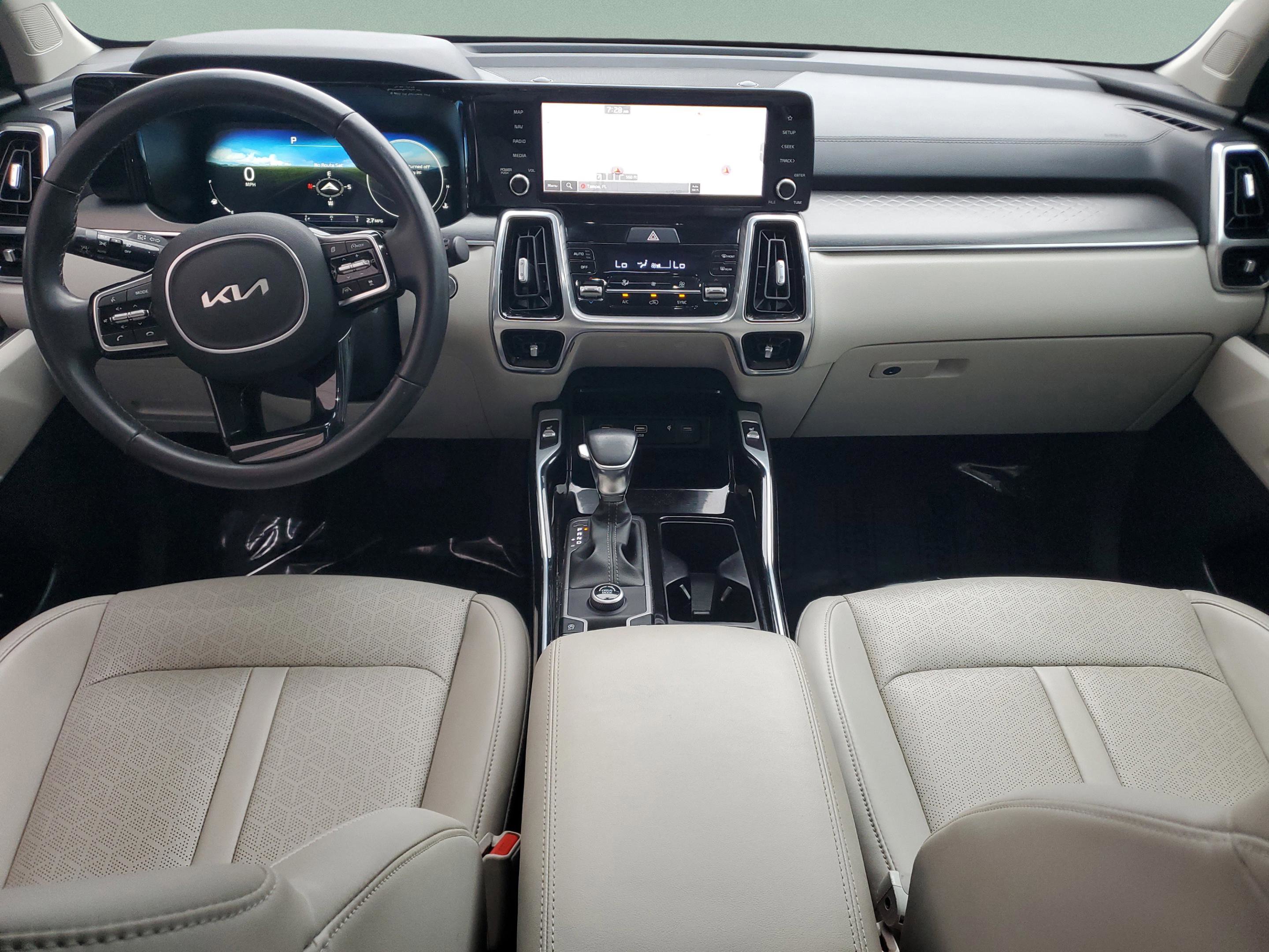 Certified 2023 Kia Sorento SX image 11
