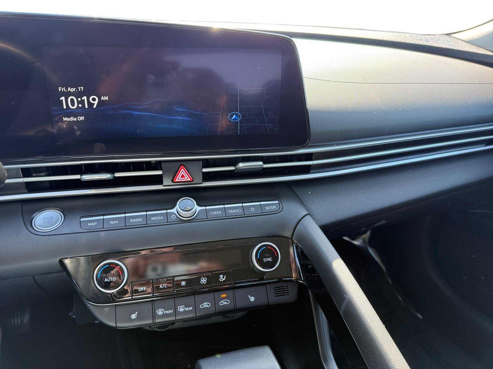 Certified 2023 Hyundai Elantra SEL w/ Convenience Package FWD image 12