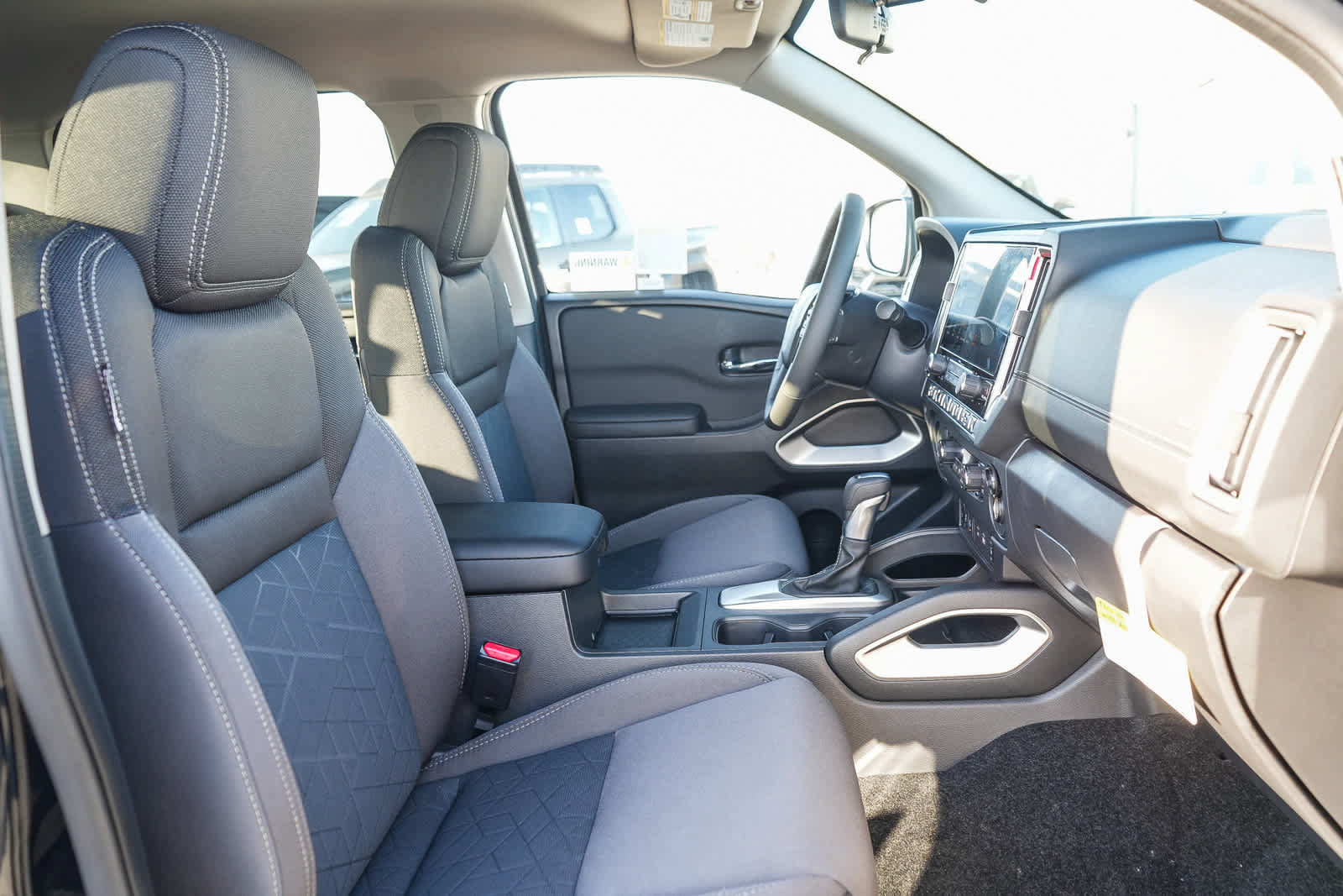 New 2027 Nissan Frontier SV RWD image 19