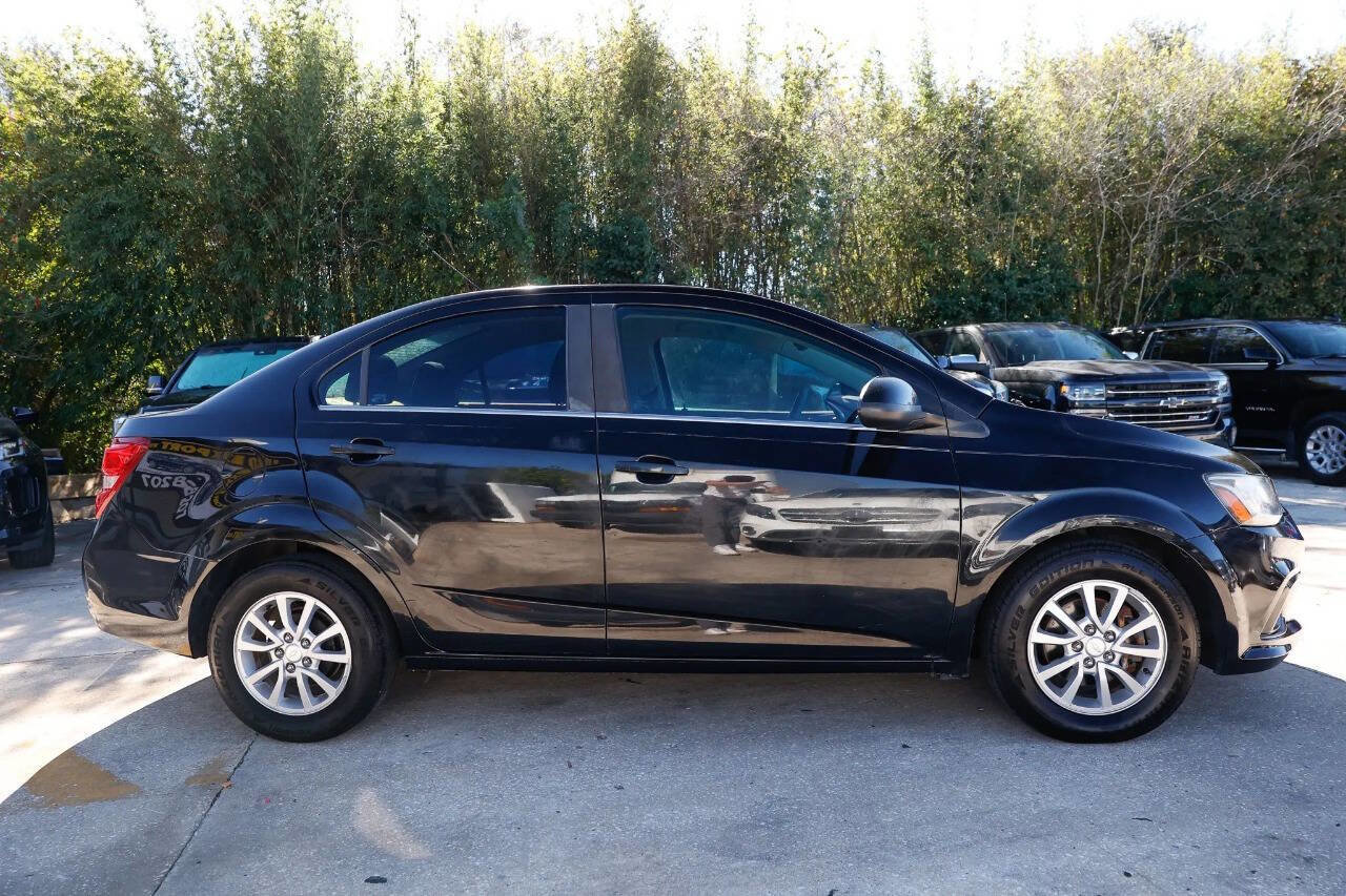 Used 2017 Chevrolet Sonic LT image 11