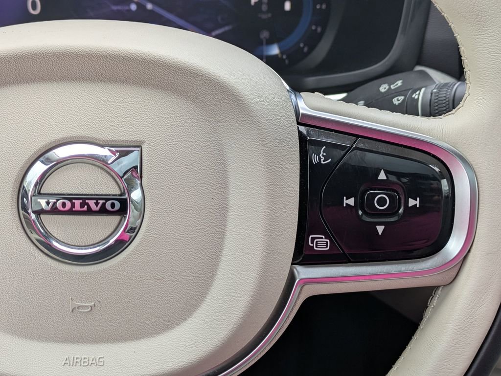 Used 2024 Volvo S60 B5 Plus image 21