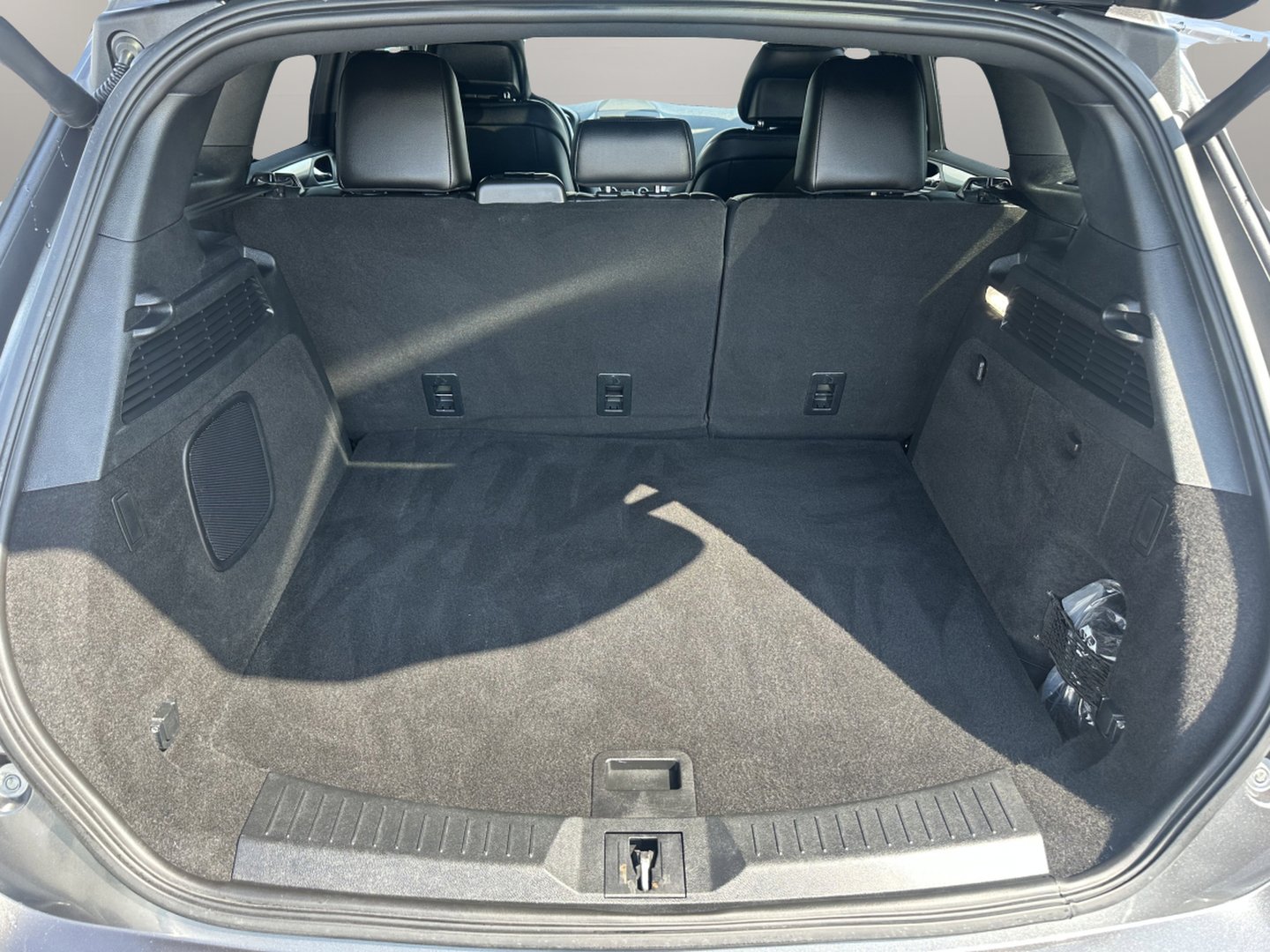 Used 2019 Lincoln MKC Premiere image 7