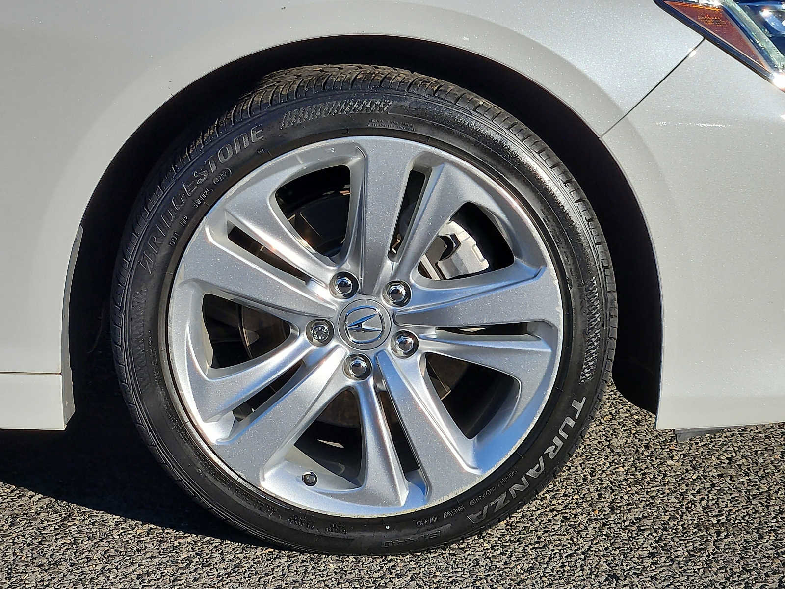 Used 2023 Acura TLX w/ Technology Package image 8