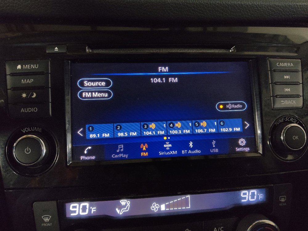Used 2018 Nissan Rogue SL w/ Premium Package image 25