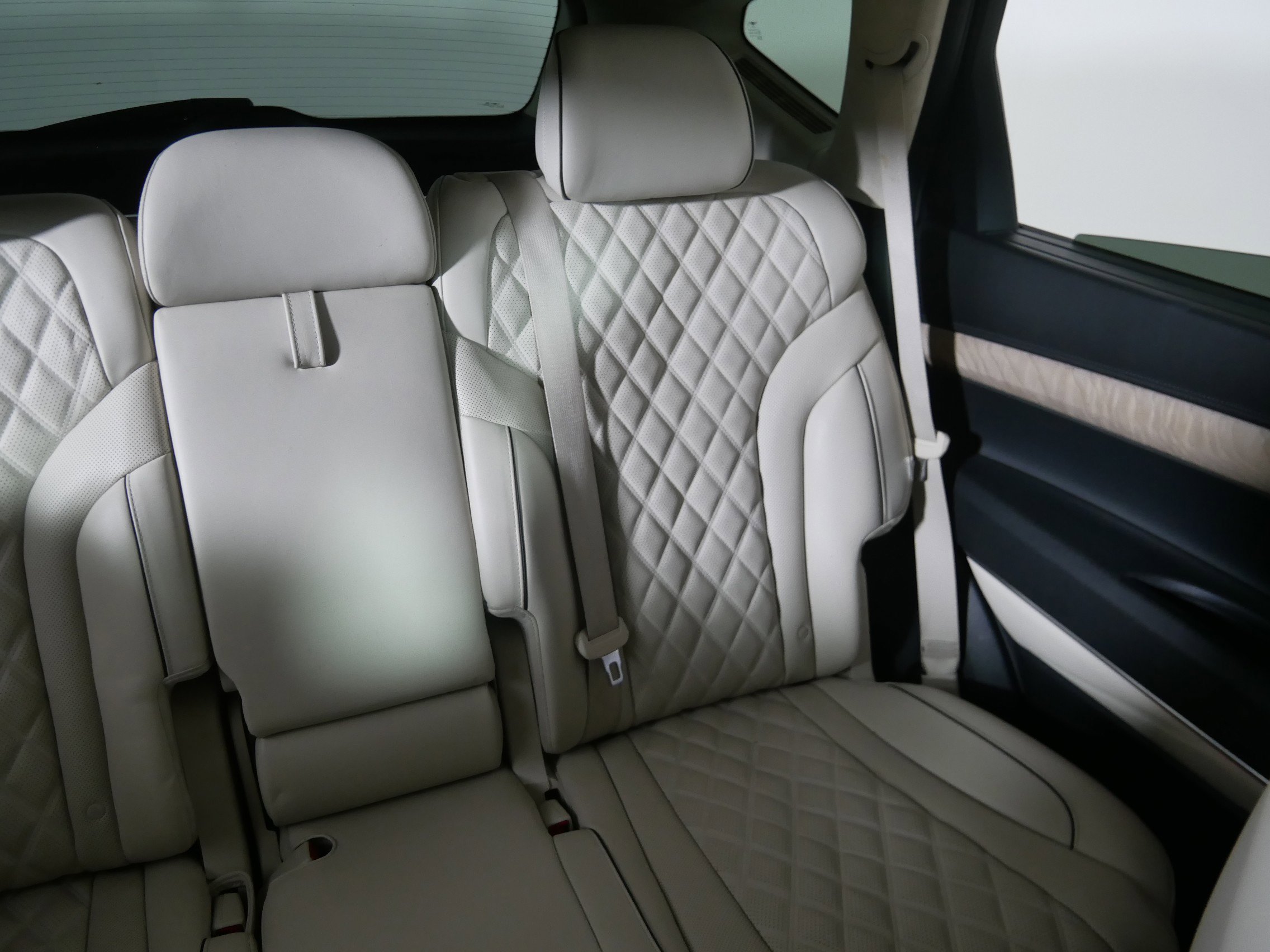 Used 2021 Genesis GV80 3.5T w/ Prestige Package 07 image 14