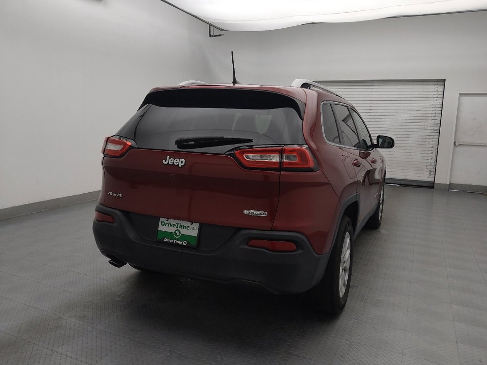 Used 2016 Jeep Cherokee Latitude w/ Cold Weather Group image 7