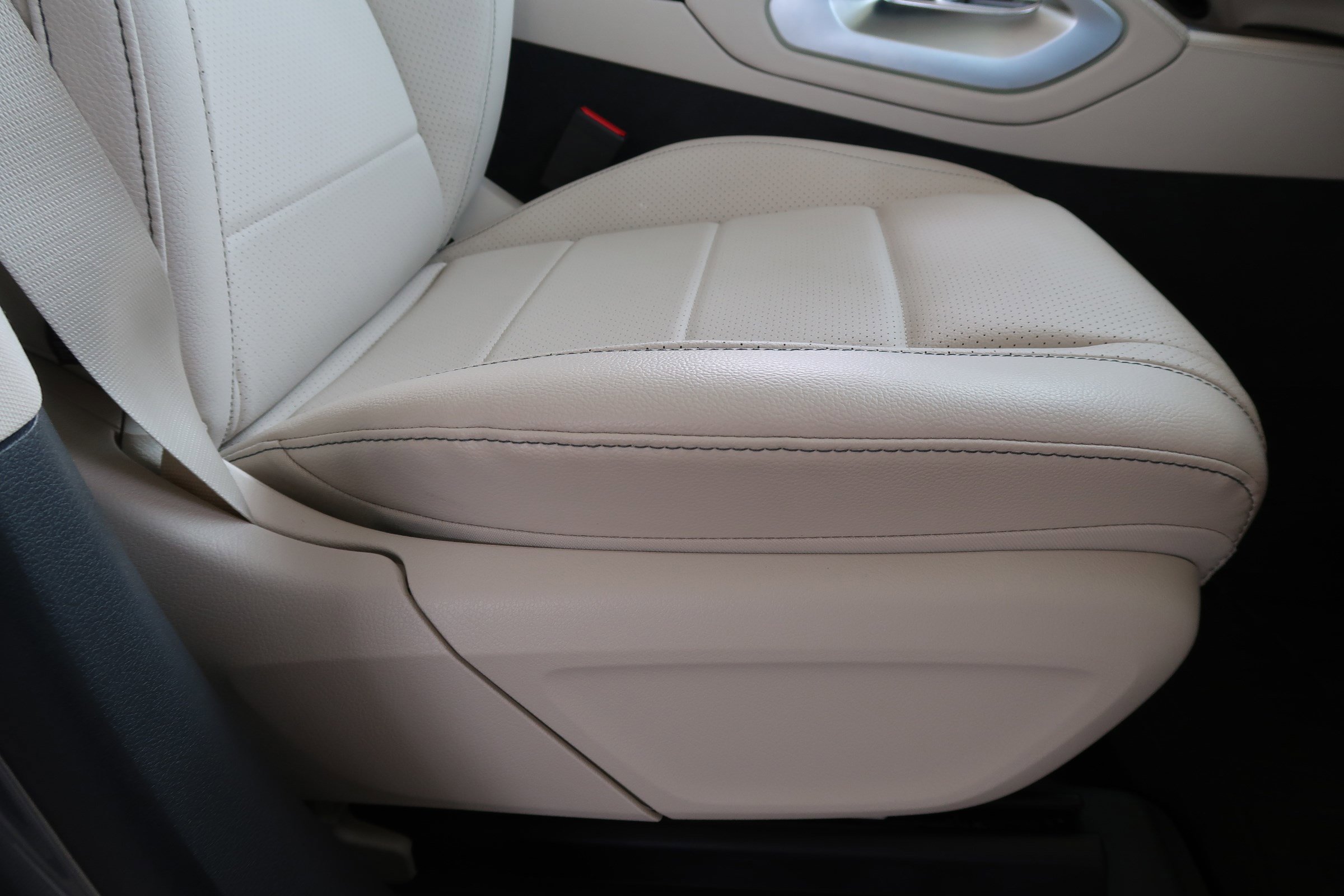 Used 2020 Mercedes-Benz GLE 450 4MATIC image 40