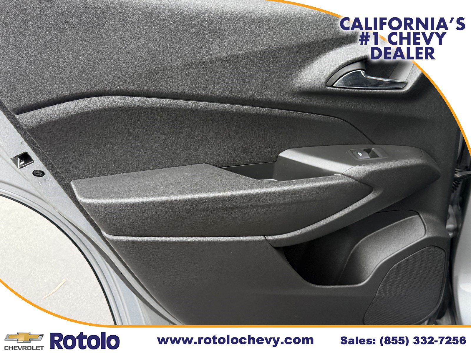 Used 2025 Chevrolet Trax LT FWD image 15
