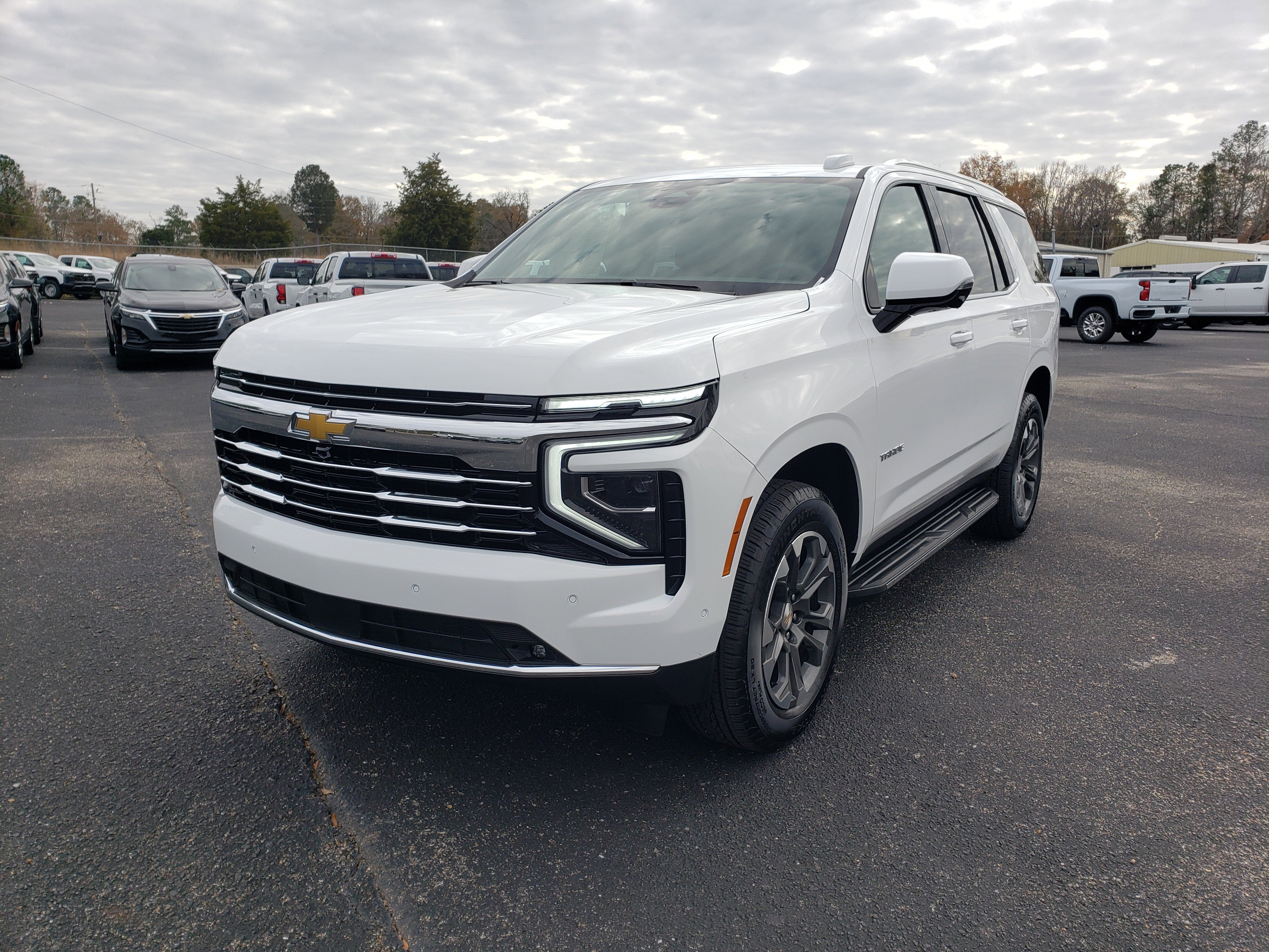 New 2026 Chevrolet Tahoe LT w/ Comfort Package image 2