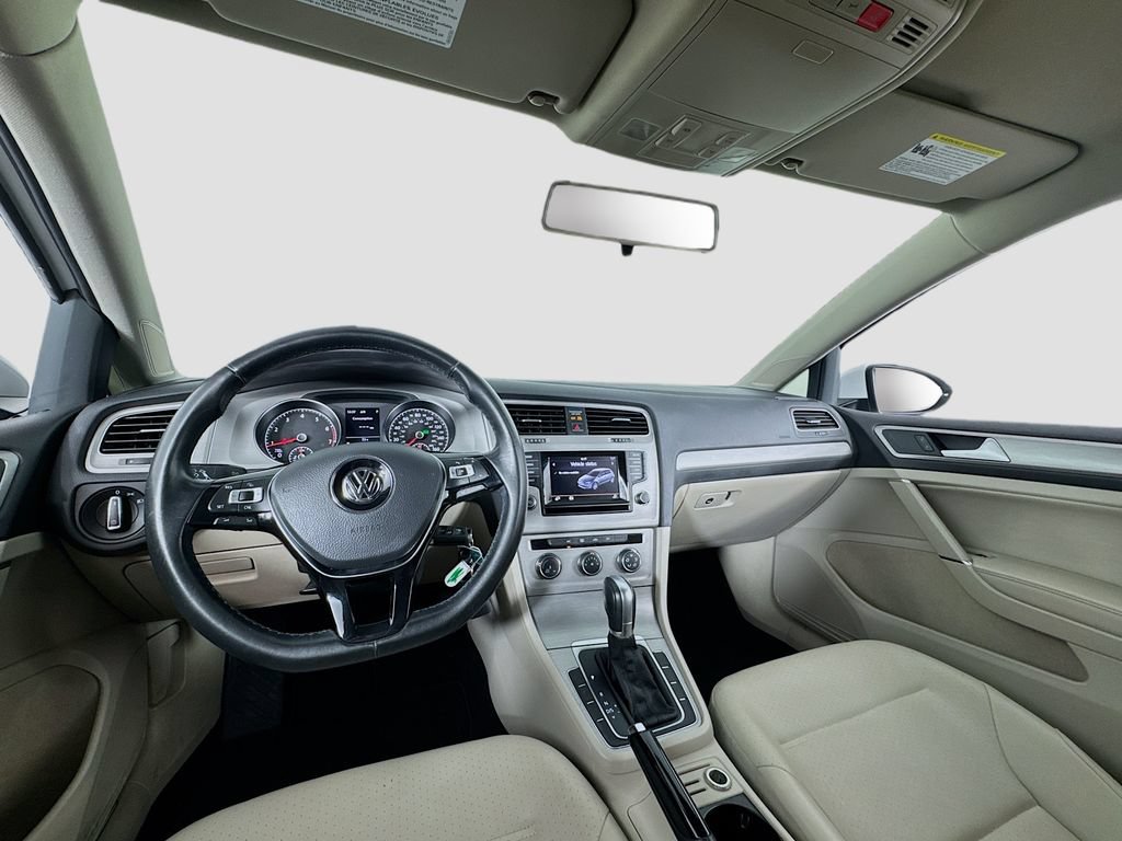 Used 2015 Volkswagen Golf S FWD image 16
