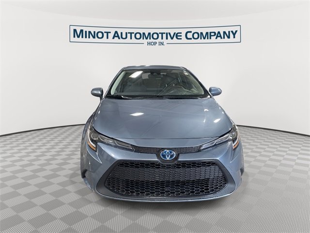 Used 2022 Toyota Corolla LE image 3