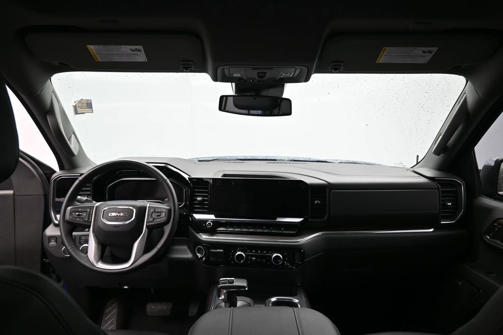 Used 2024 GMC Sierra 1500 SLT w/ SLT Premium Plus Package AWD/4WD image 27