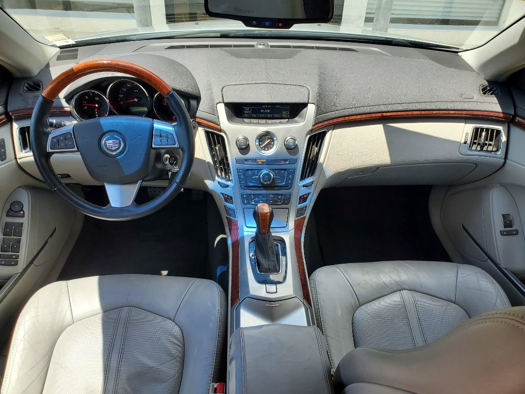 Used 2011 Cadillac CTS Luxury RWD image 30