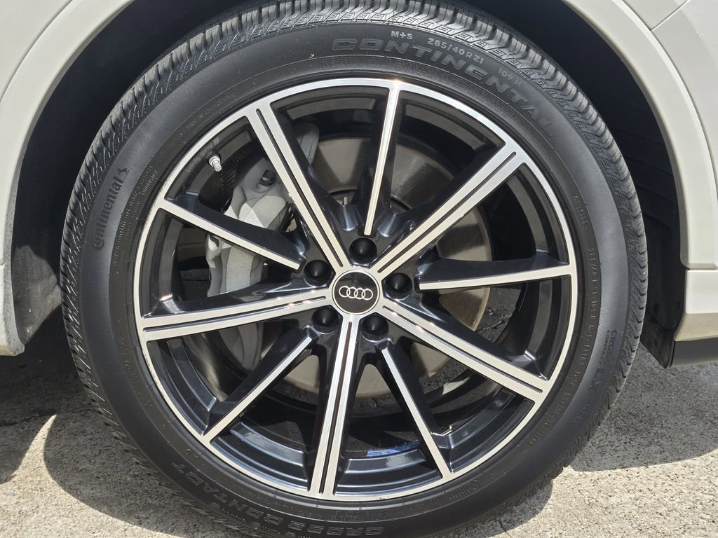 Certified 2023 Audi Q7 3.0T Premium Plus w/ Premium Plus Package AWD/4WD image 16