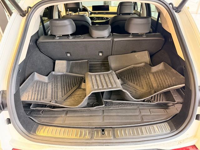 Used 2024 Genesis GV70 2.5T Select w/ Select Package image 9