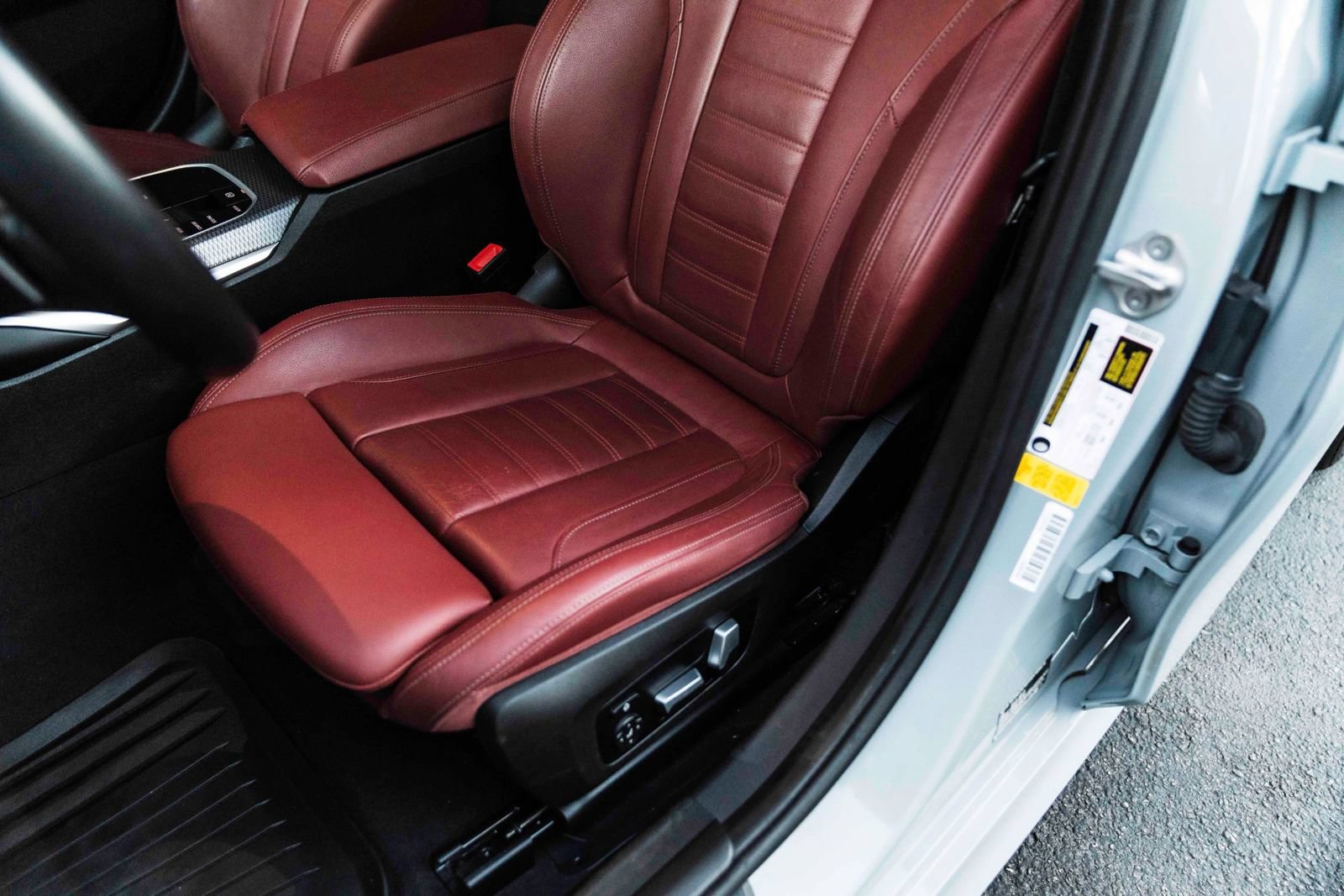 Used 2023 BMW M340i w/ Premium Package RWD image 27