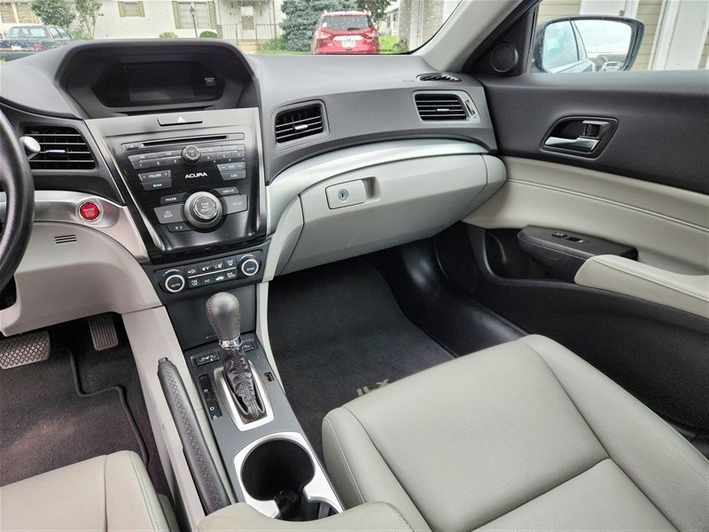 Used 2016 Acura ILX image 15