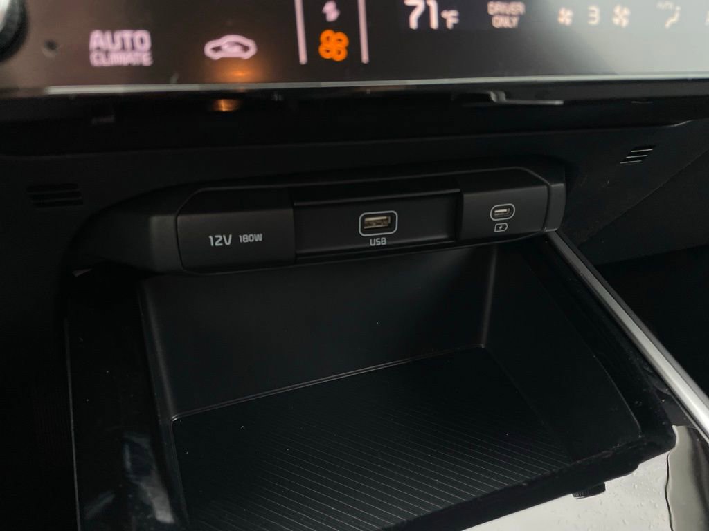New 2026 Kia Niro LX FWD image 19