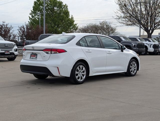 Used 2025 Toyota Corolla LE image 6