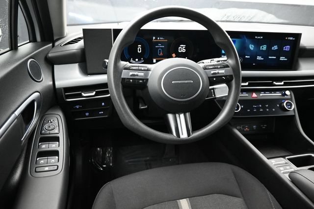 Used 2025 Hyundai Sonata SEL FWD image 17