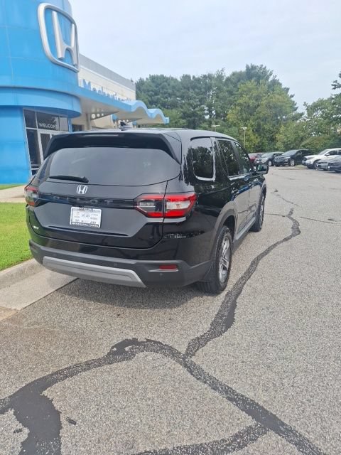 Used 2023 Honda Pilot EX-L image 7