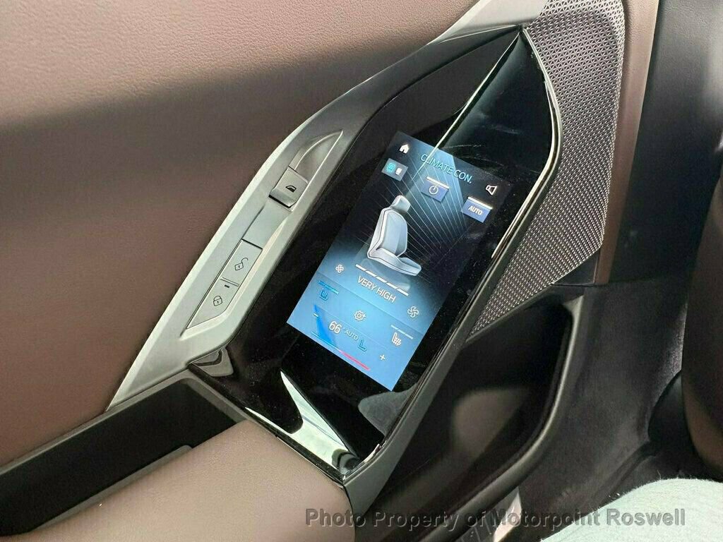 Used 2024 BMW i7 M70 w/ Premium Package AWD/4WD image 20
