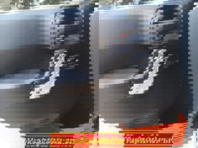 Used 2014 Jeep Wrangler Unlimited Rubicon w/ Connectivity Group image 18