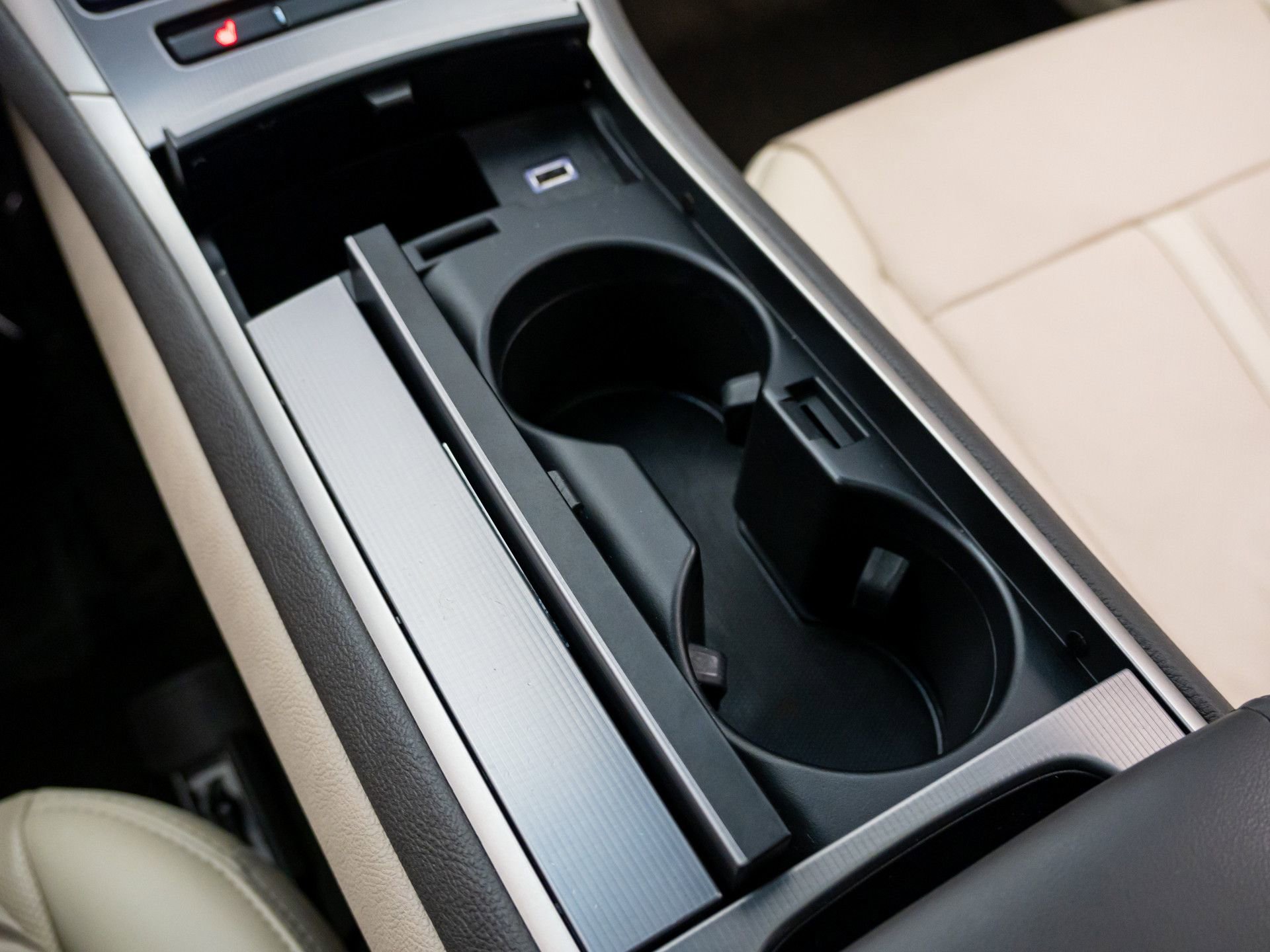 Used 2020 Lincoln MKZ Reserve image 29
