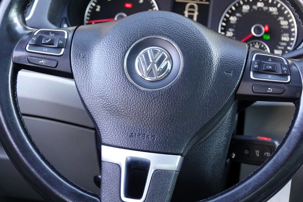 Used 2012 Volkswagen Passat 2.5 SE FWD image 67