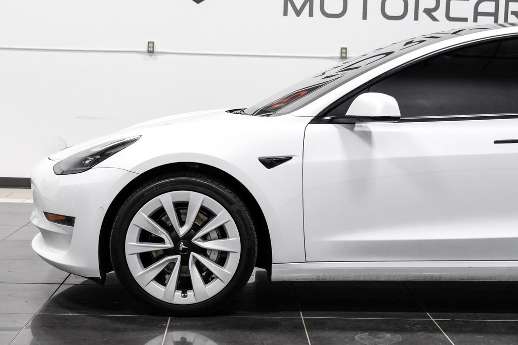 Used 2022 Tesla Model 3 Long Range AWD/4WD image 12