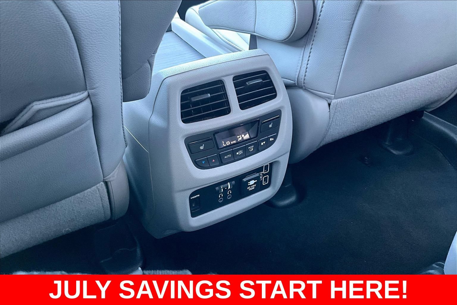 Used 2020 Honda Pilot Touring image 11