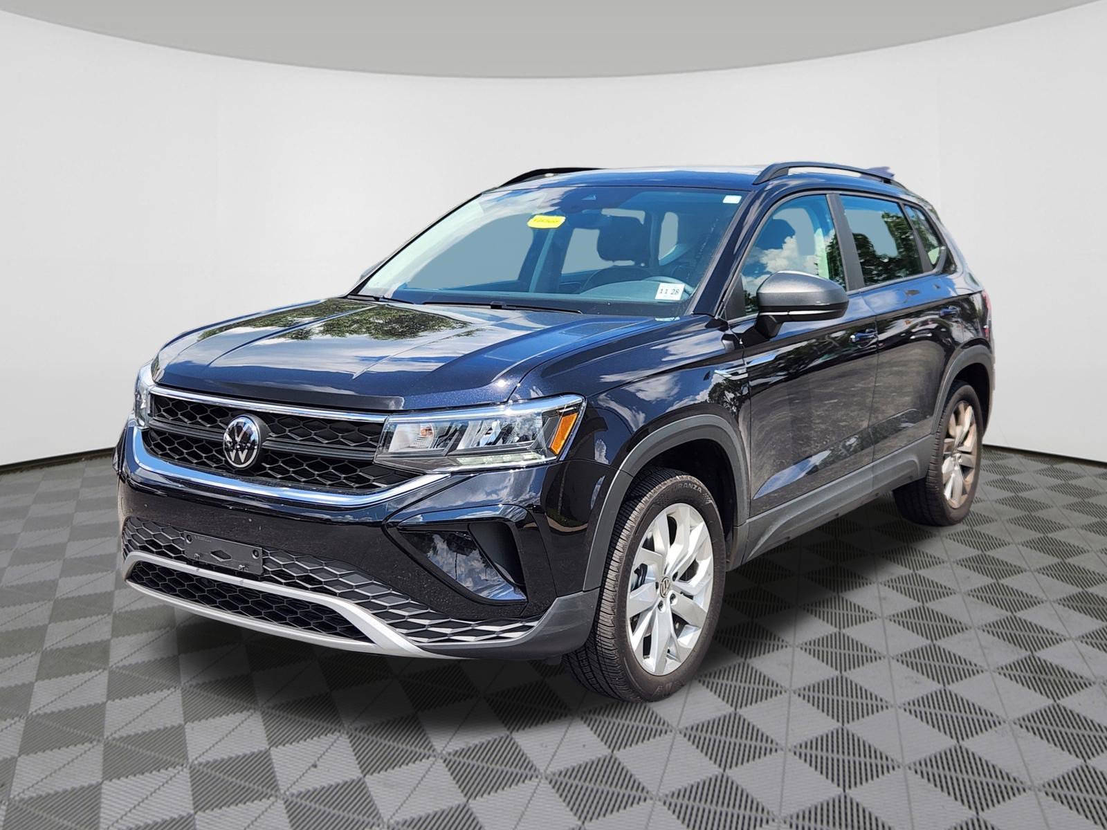 Used 2023 Volkswagen Taos S w/ Driver Assistance Package AWD/4WD image 2