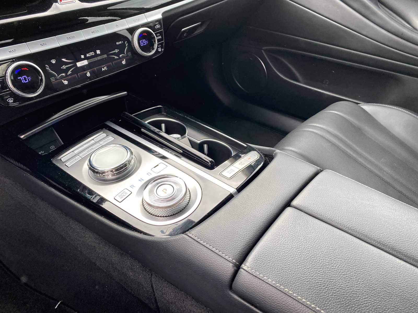 Used 2023 Genesis G80 2.5T image 18