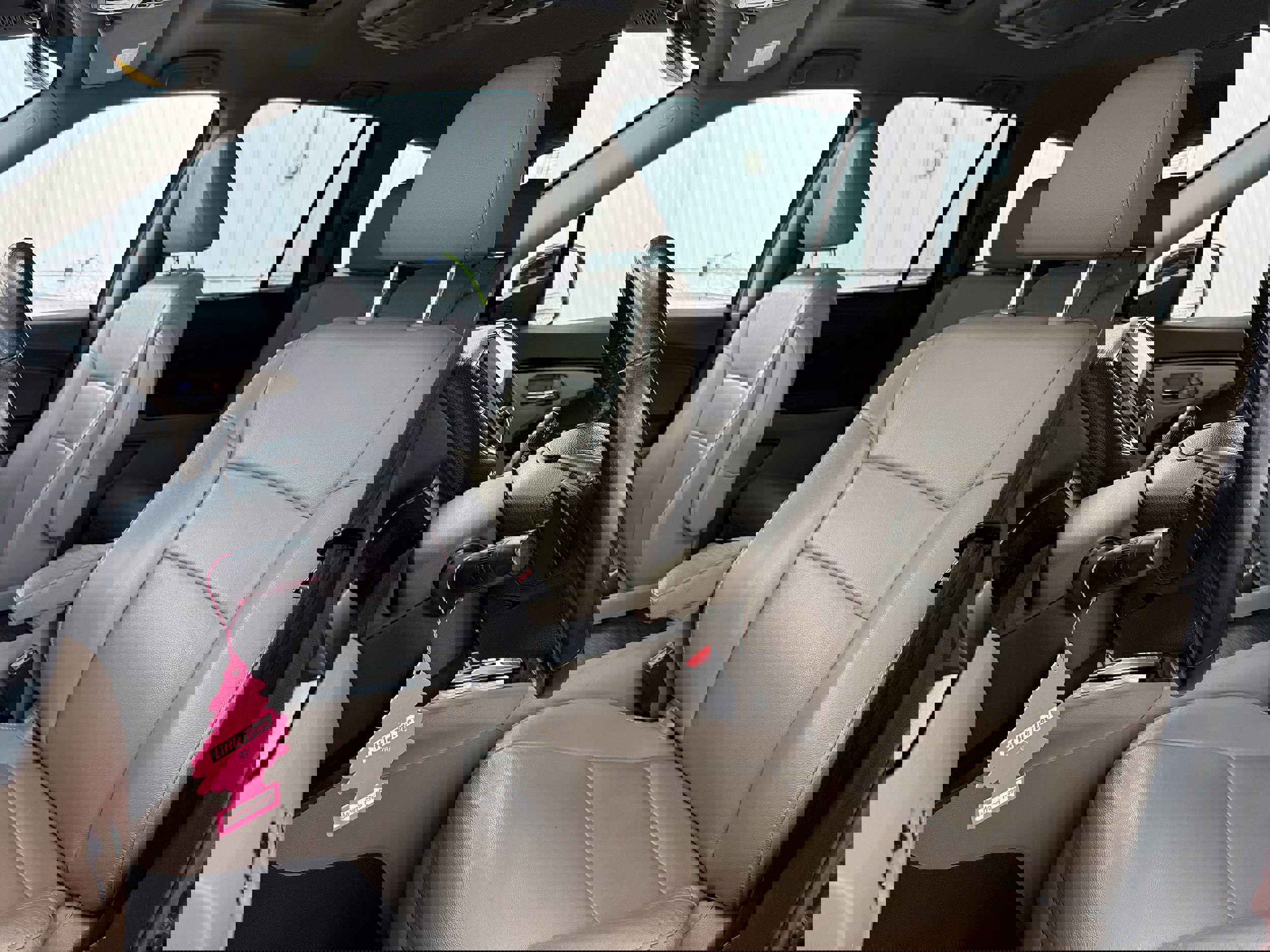 Used 2021 Honda Pilot Touring image 5