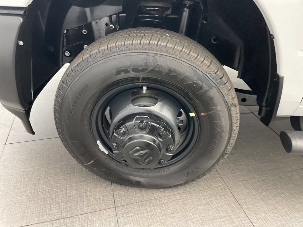 New 2026 RAM 3500 Tradesman AWD/4WD image 8